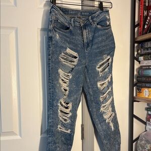 American Eagle Outfitters Women's Ripped Denim Boyfriend Jeans